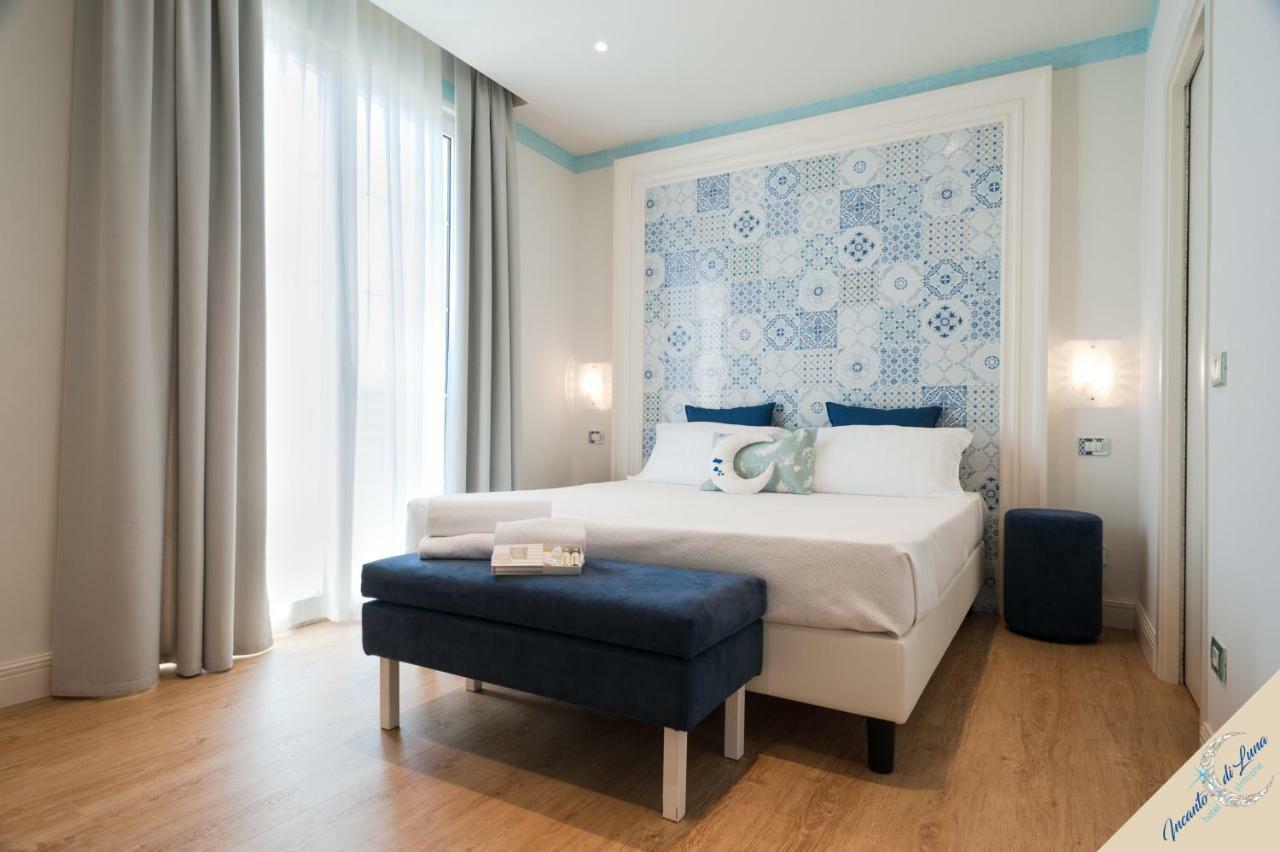 Incanto Di Luna Hotel Сирмионе Экстерьер фото